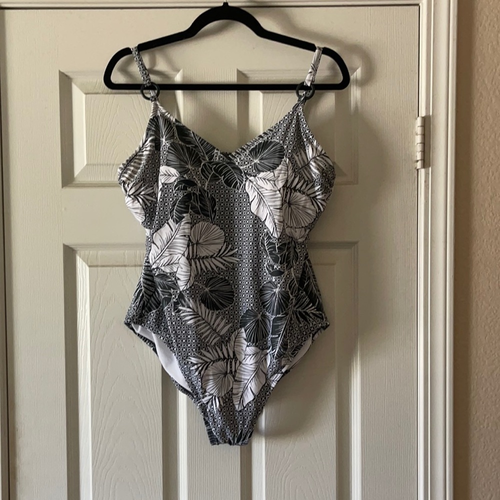 Women’s SwimSuit One Piece